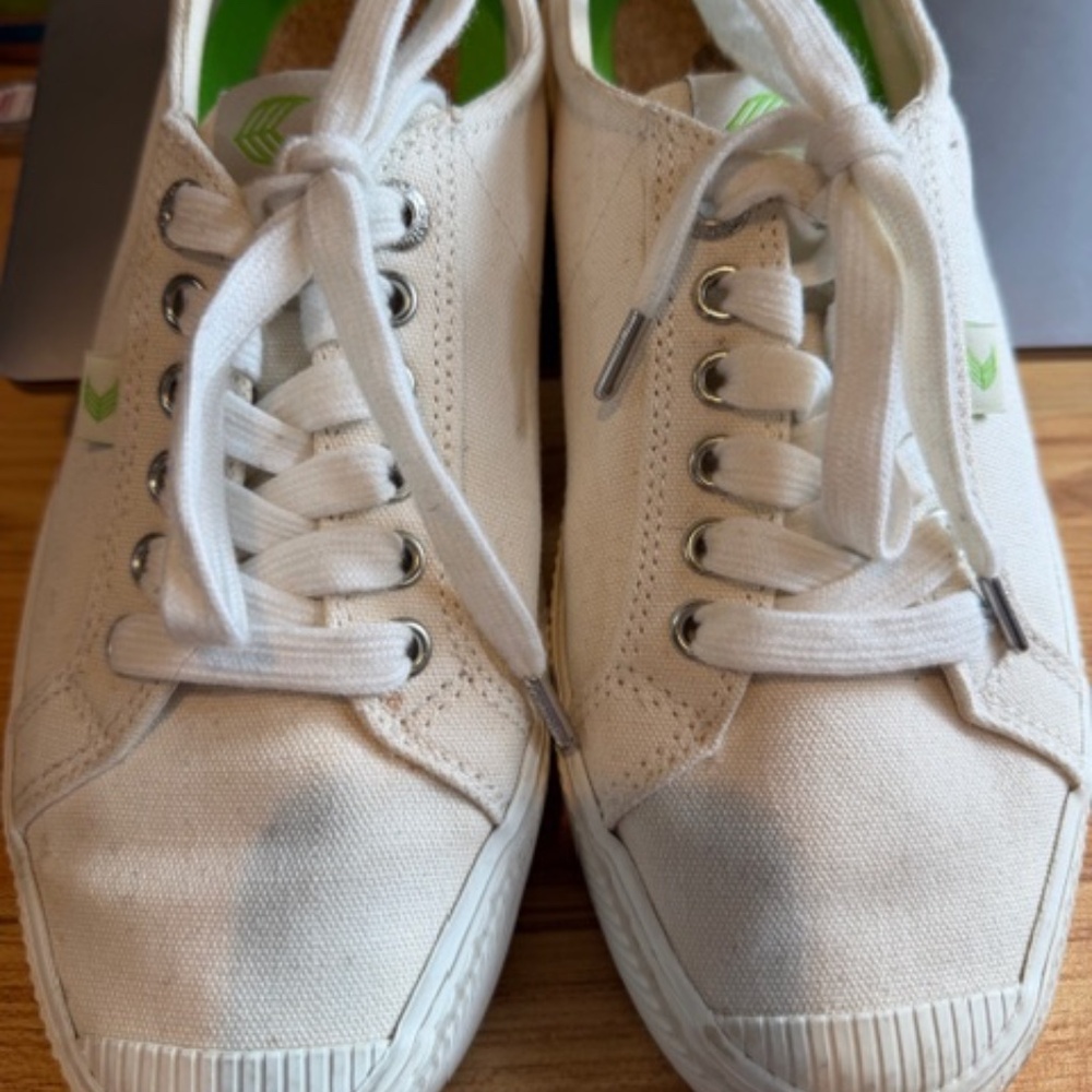 cariama sneaker